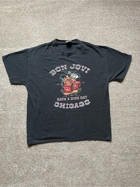 VTG 00’s / Y2K Bon Jovi Faded Black Tour Tee